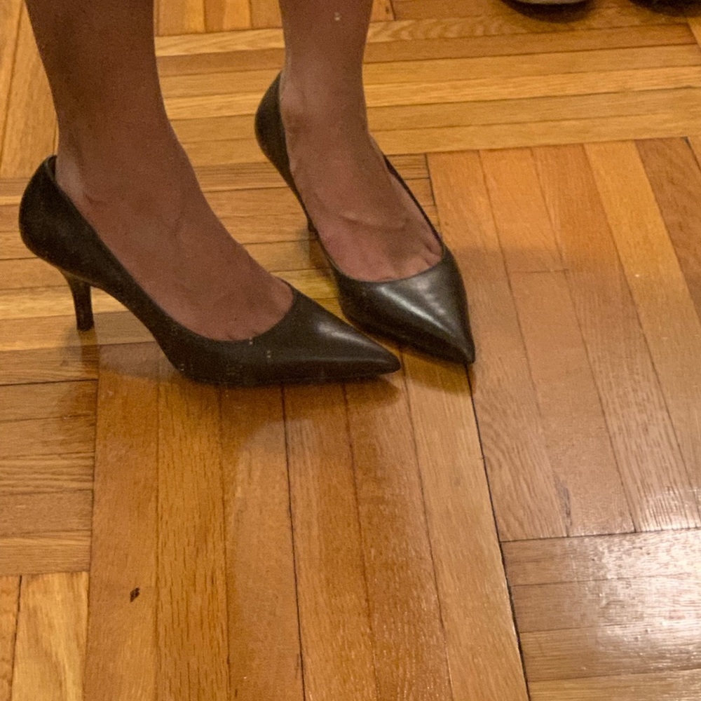 Cole haan pumps